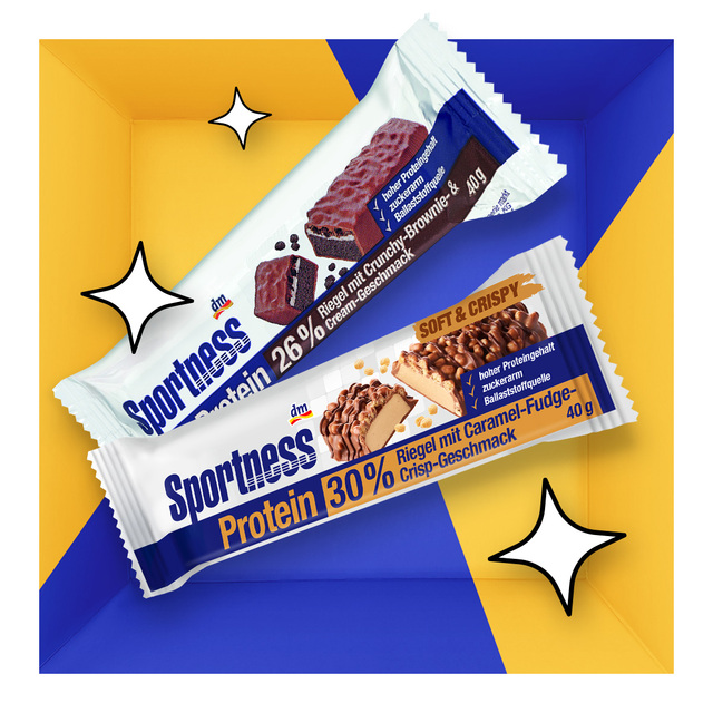 Sportness 30 % Proteinriegel Caramel-Fudge-Crisp-Geschmack und 26 % Proteinriegel Crunchy Brownie &amp; Cream-Geschmack